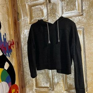 long sleeve crop top